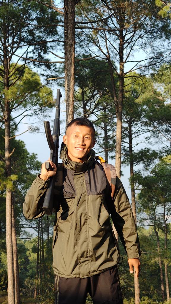 HaindingD's tweet photo. Boy from the hill of Nagaland https://t.co/ZoT36PjaPi