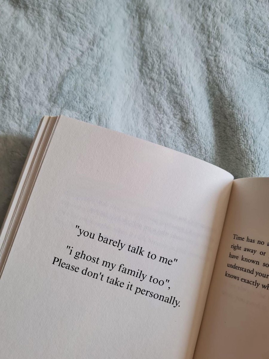 Poetophile tweet media