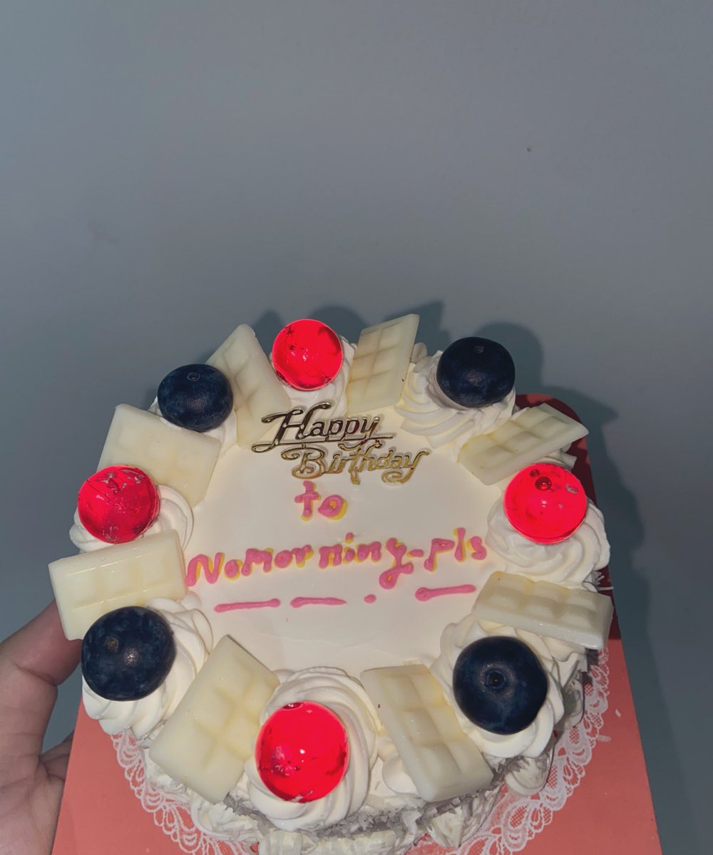 erepma8's tweet photo. ลองเดากันดูไหม
เค้กถูกกินด้วยวิธีไหน 😝 https://t.co/w48N0rHfiD