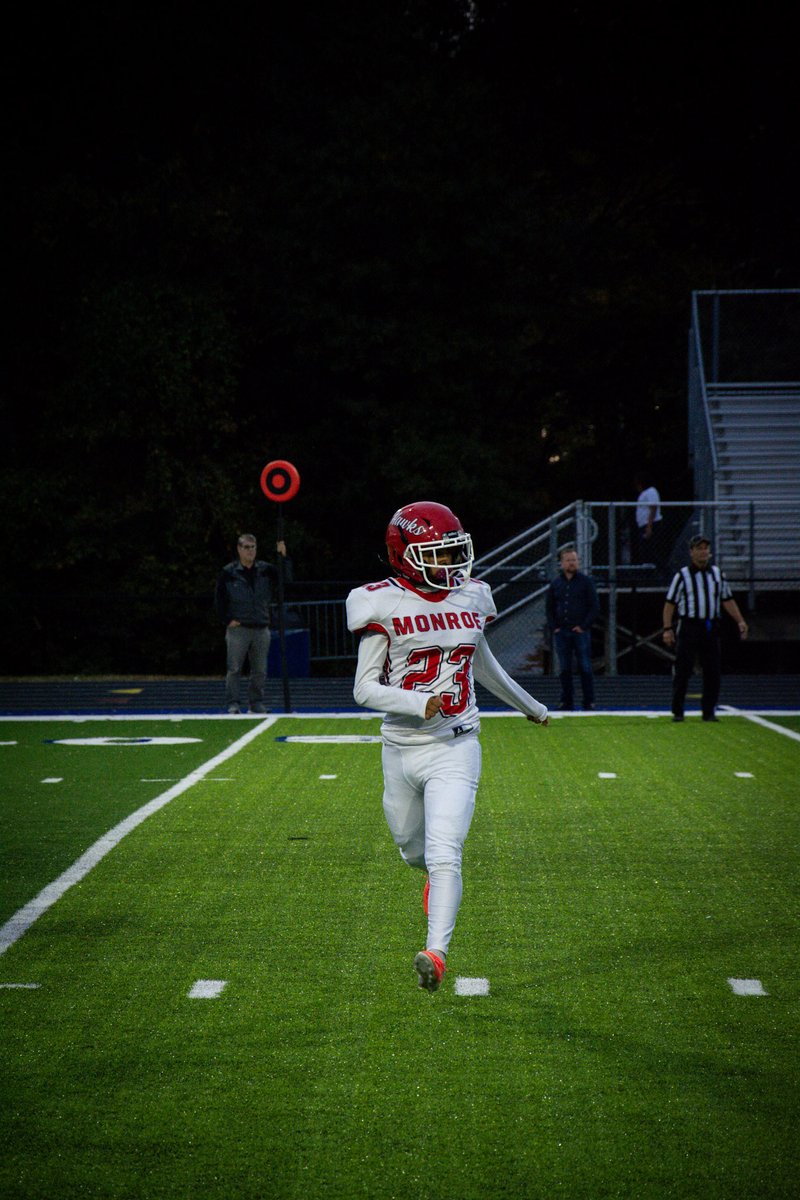 GioNajera23_'s tweet photo. Going to miss middle school football. On to the next , High school football ๐
-
-
-
-
-
#agtg #23out https://t.co/ewuyjnJLea