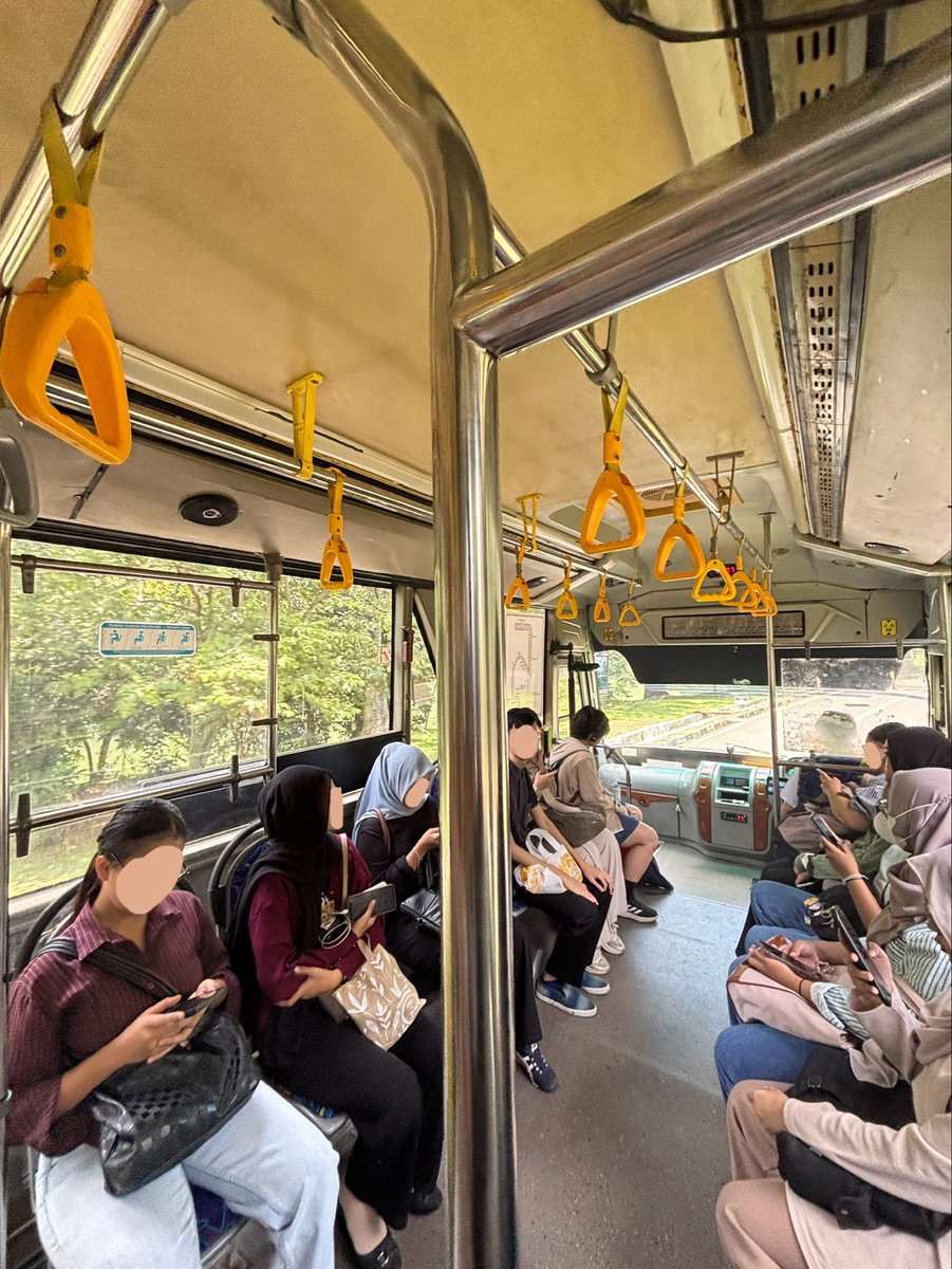 Ada yang bisa tebak enggak Igris dan Grisa mau kemana?🤔