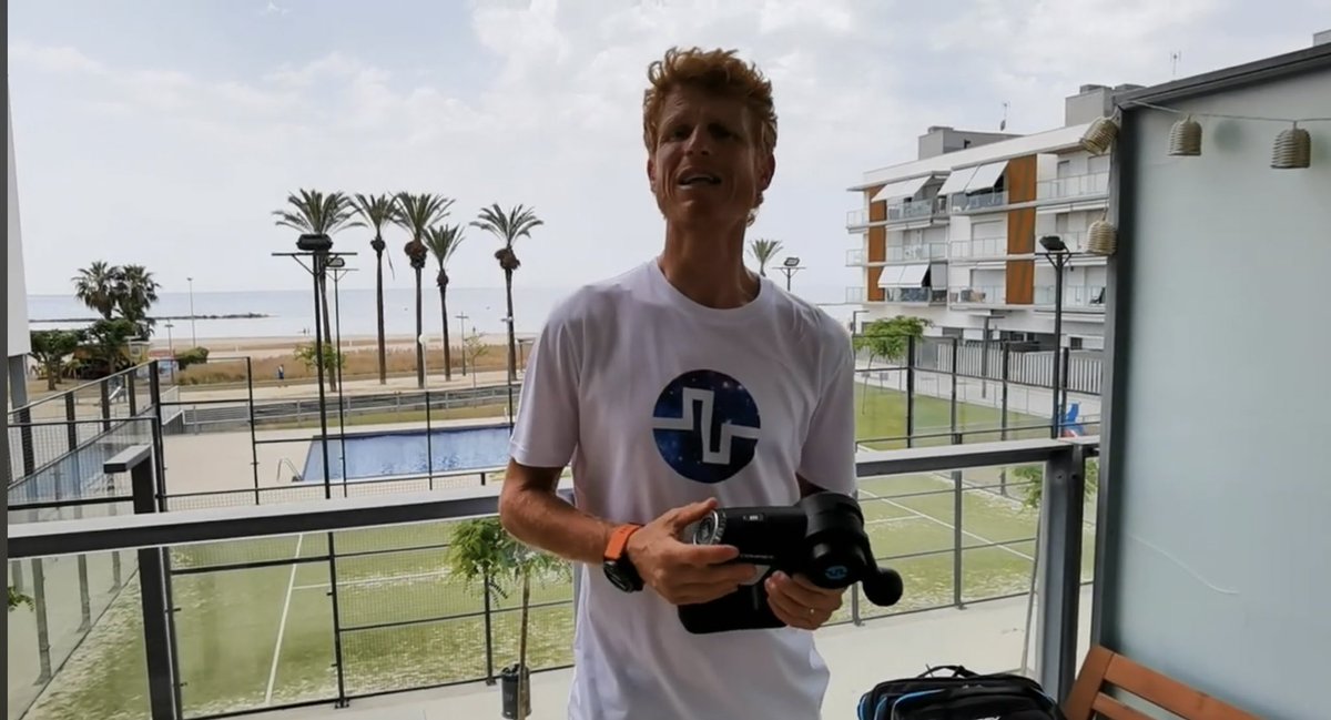 Mejora tu rango de movimiento (ROM) con la Pistola de Percusión Compex F... youtu.be/qFlzb1Tl3rM?si… vía <a href="/YouTube/">YouTube</a> #compex