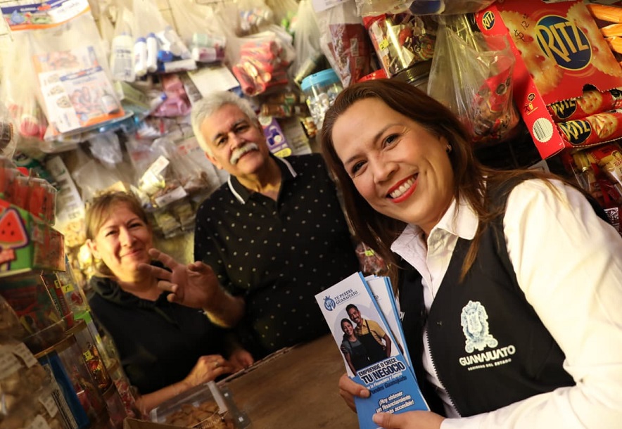 MasGto_'s tweet image. Llevan financiamiento directo a los guanajuatenses
masgto.com.mx/llevan-financi…
#TuPuedesGuanajuato #TocandoPuertas #Programa #Financiamiento #Emprendedores #Apoyo #GobiernodelaGente #VisitaGuanajuato #ViajaaGuanajuato #NegociosenGuanajuato