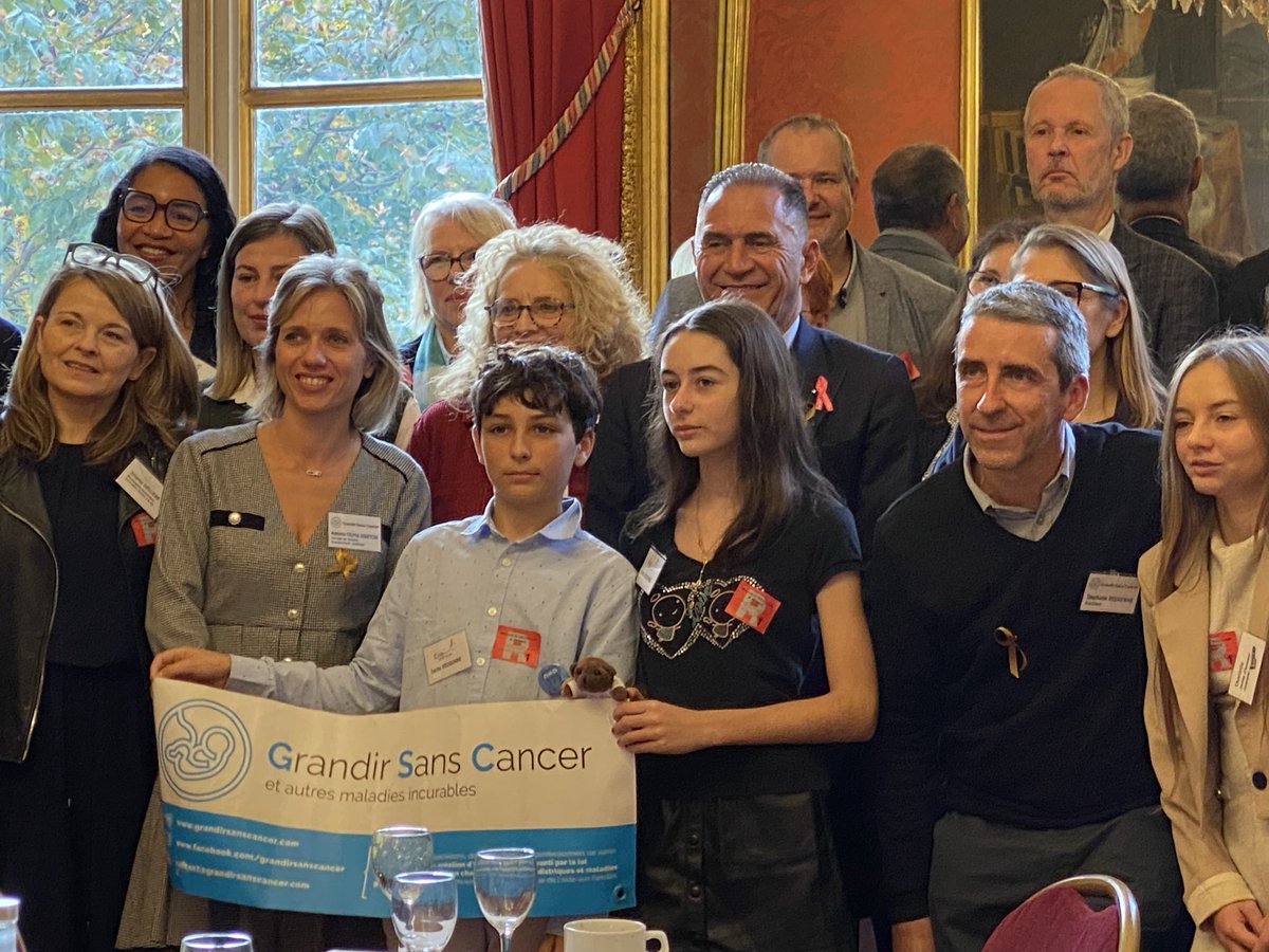 bmicouleau's tweet photo. Ce matin au Sénat, intéressant et émouvant colloque organisé par mon collègue Michel Bonnus avec la Fédération « Grandir sans cancer » sur la lutte contre les cancers, maladies graves et handicaps de l’enfant.
🎗#SeptembreEnOr https://t.co/eIatKafJlN