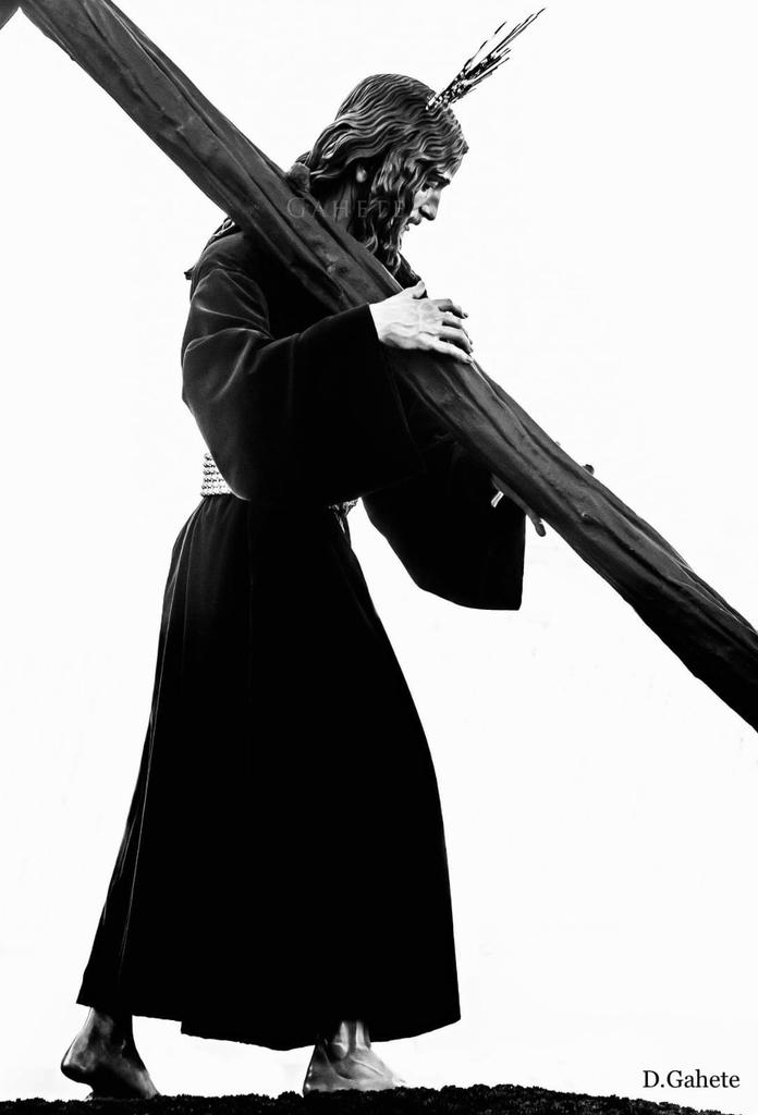 EL REDENTOR 

<a href="/HdadMediadora/">Hdad de la Mediadora</a> 
<a href="/david_gahete/">𝐃𝐚𝐯𝐢𝐝 𝐆𝐚𝐡𝐞𝐭𝐞</a> 
#CofradíasMLG