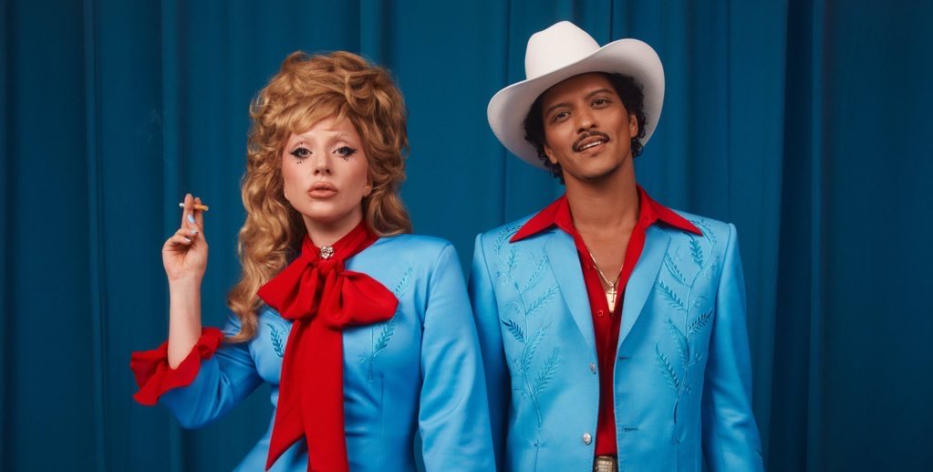 perry_charts's tweet image. Billboard changed their rules so that Katy Perry didn’t break Michael Jackson’s record
Billboard prevented “Blackout” by Britney Spears reaching #1 by changing the rules last minute
Billboard changed the rules of Hot 100 entry to remove “D With A Smile” by Gaga from the charts