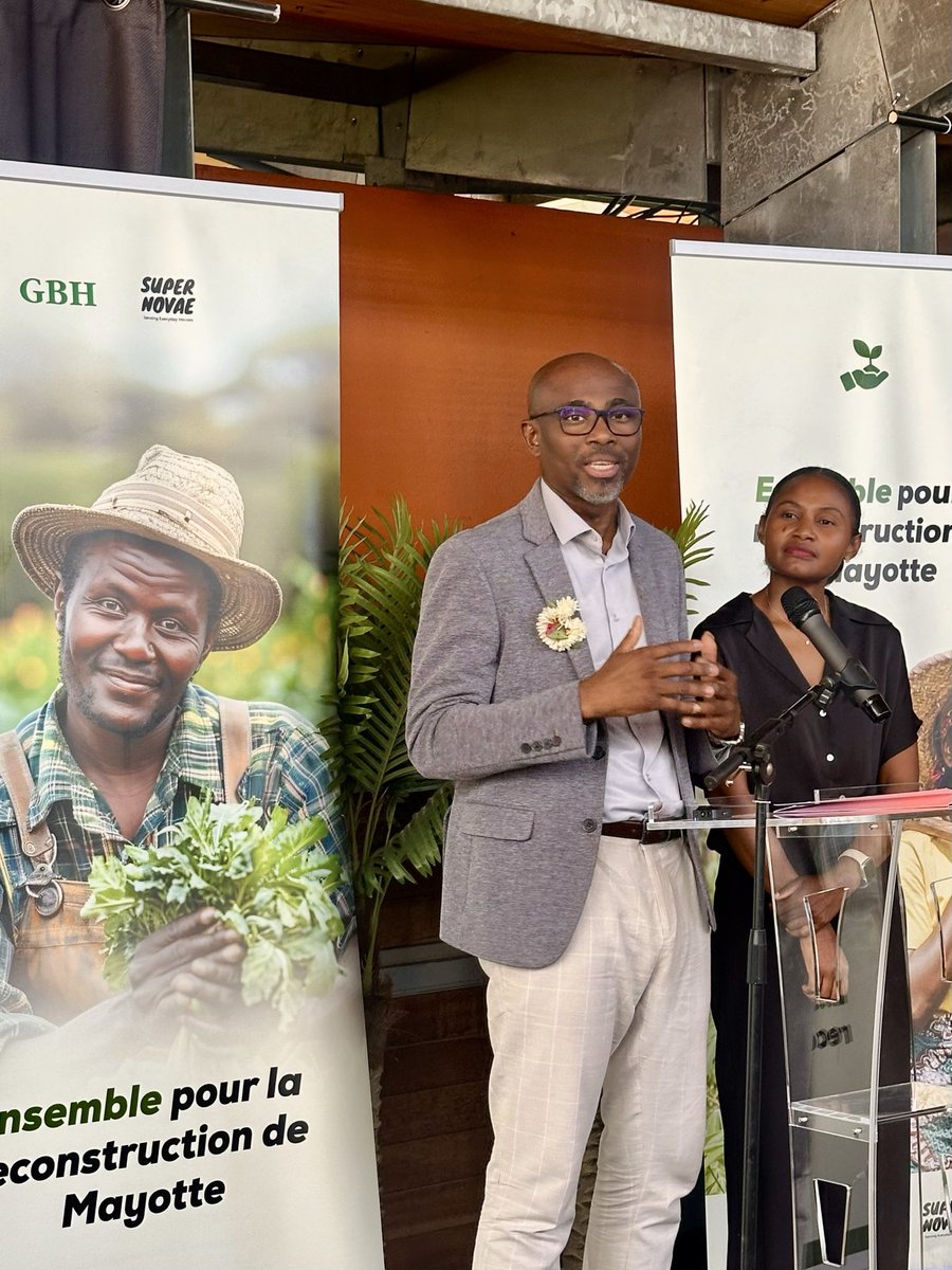 Le président du Conseil départemental, Ben Issa Ousseni, et la conseillère départementale Bibi Chanfi ont rappelé que la mobilisation à #Mayotte est essentielle pour relever l’île après Chido et faire face à ses nombreux défis. #GBHentreprise X #SuperNovae en est une illustration