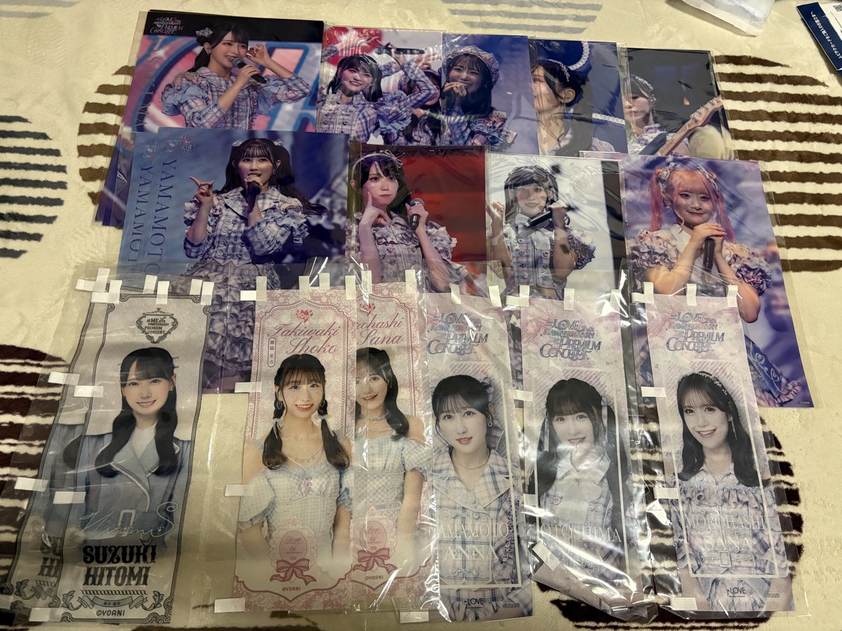 equal_not_'s tweet photo. イコラブ　ノイミー　ニアジョイ　トレ　買取　交換

【譲】イコラブグッズ類

全てのお品物状態確認できておりません

郵送のみ https://t.co/btFOHbi9vG