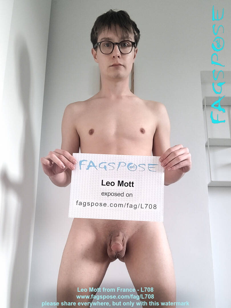 FagsposeLight tweet media