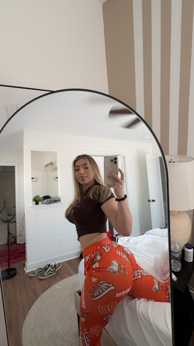 Mena (@Mena99259183085) / Posts / X