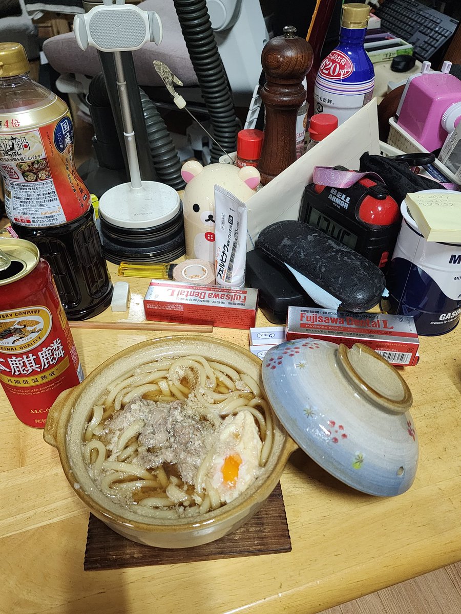 3737Ciow's tweet photo. 煮込み月見肉うどん　作りました！
(^_^)/ https://t.co/zCqWCUI1tK