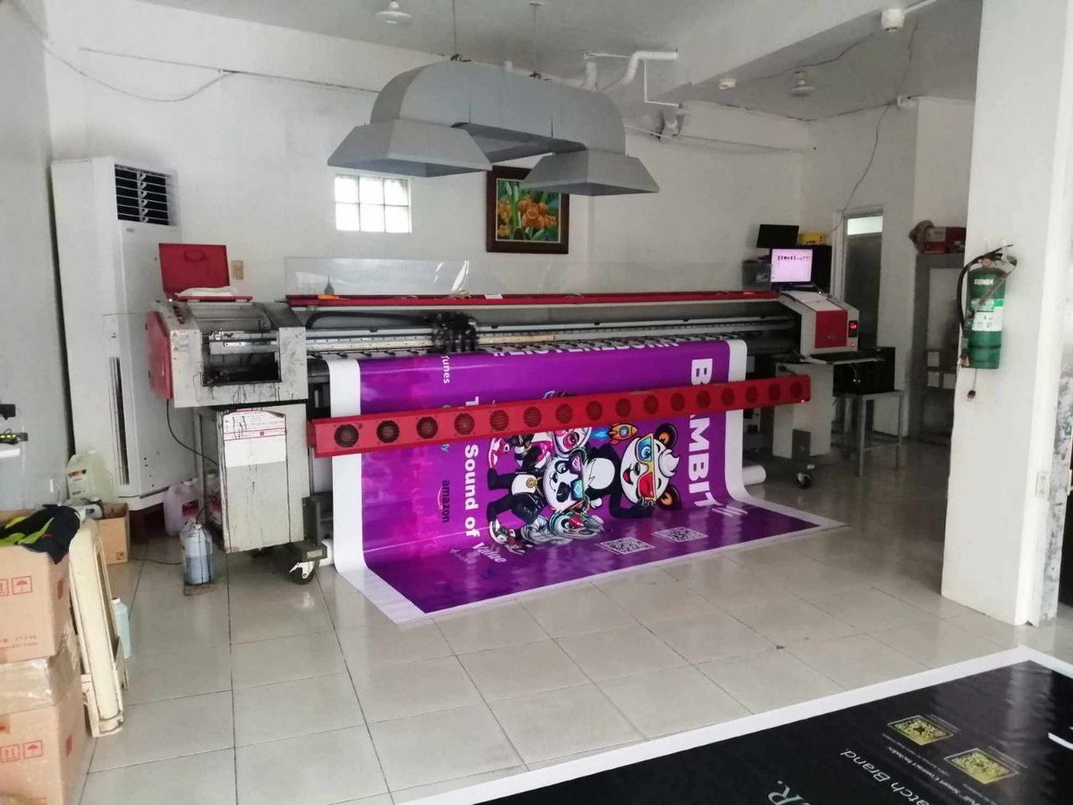 🚀 Printing press churning our new backdrop! 

Our #BAMBITZ squad's gearing up for the next destination! Who can guess where the crew is headed next? 

Clue: in Southeast Asia ;) 

$BAM #SolanaMemeCoin