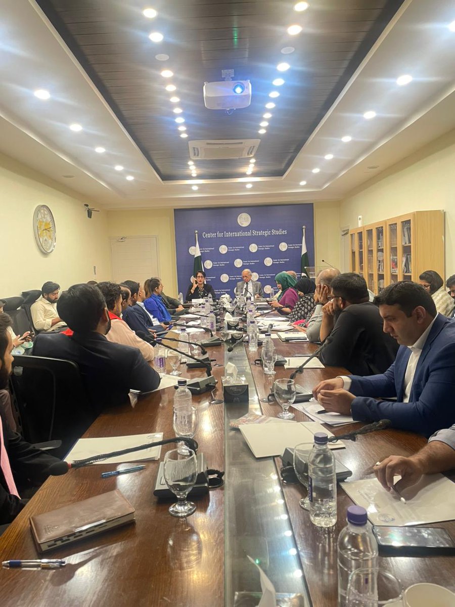 CISS_Islamabad's tweet image. Interactive Session Underway | 6th CISS Workshop for Trainers on Strategic Matters - Day 02
A stimulating discussion follows Prof. Dr. Rabia Akhtar’s talk on Indigenizing Strategic Studies: A Pakistani Perspective.
Participants share views on decolonizing security studies and…