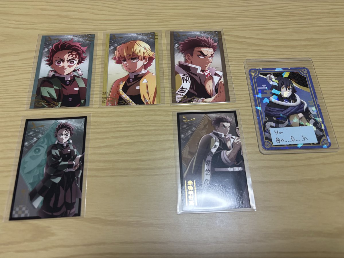 《交換・譲渡》
鬼滅の刃　劇場グッズ　描き下ろしイラスト ランダムフォトカードA・B

【譲】炭治郎・善逸・悲鳴嶼

【求】伊黒

郵送希望です。
お気軽にお声がけくださいませ。