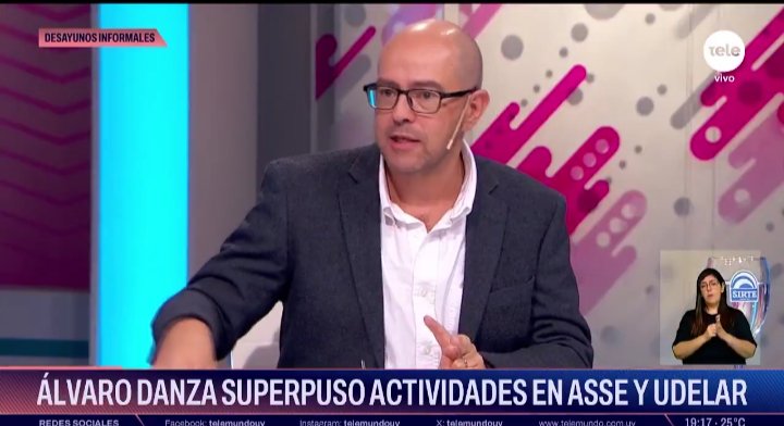 Cuando el Dr Danza está en el Pasteur atiende asuntos de Asse, y cuando está en Asse atiende asuntos del Pasteur.
Una vida muy agitada, q se convierte en una caricatura del servicio público.
Si no reacciona él, quienes lo sostienen deberían tener la lucidez de hacerlo recapacitar