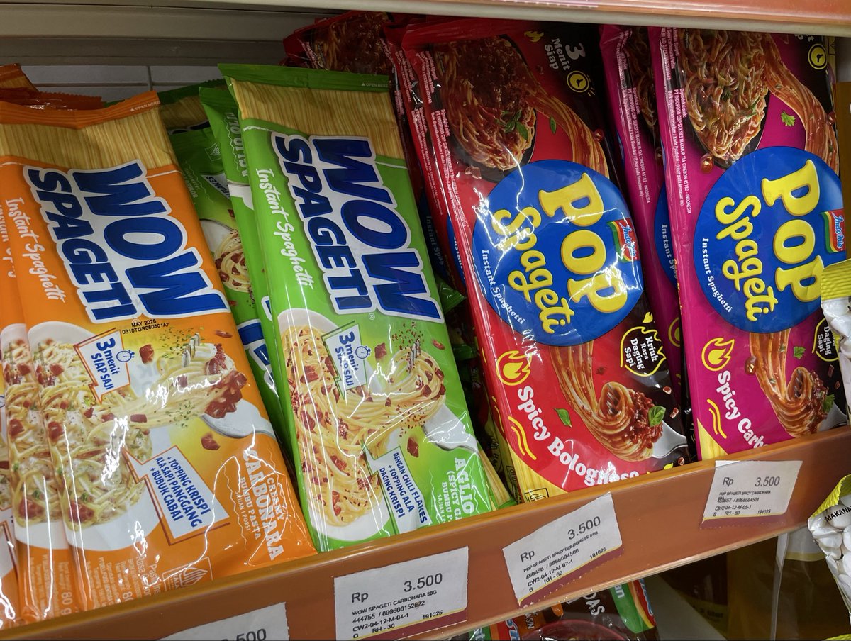 Asanee99's tweet photo. ตอนนี้แค่เห็นซองสปาเกตตี้ เพลง spaghetti ของฟิมมี่ ก็ดังขึ้นมาเป็นเสียงในหัวโดยอัตโนมัติไปแล้ว 🍝 https://t.co/45j1bKOEMm