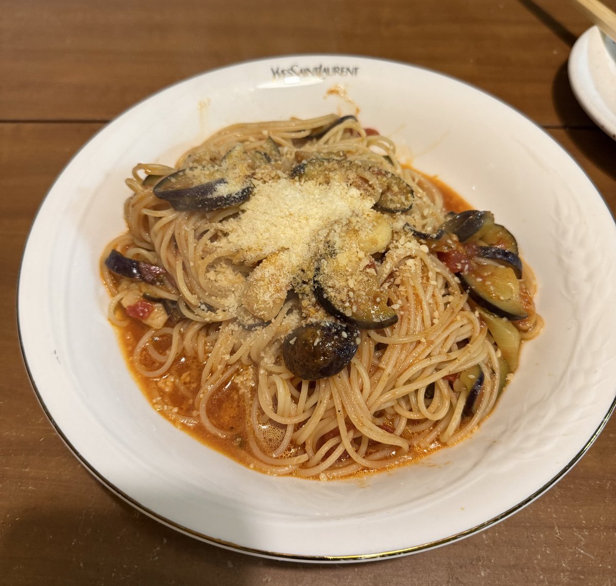 今夜は
チキンソテー
茄子とトマトのパスタ🍝
いただきまーす😋