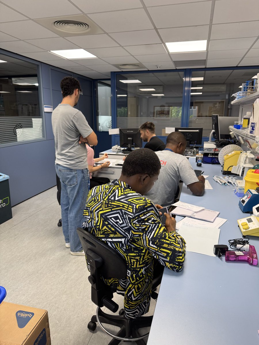 One & a Half LabGroup tweet media