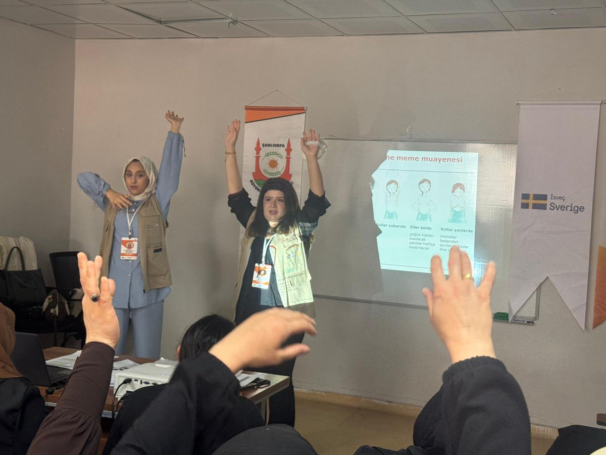 ERKEN TANI HAYAT KURTARIR 💗

Ekim ayı Meme Kanseri Farkındalık Ayı kapsamında, Şanlıurfa Büyükşehir Belediyesi olarak, kadın sağlığına dikkat çekmek amacıyla çalışmalarımızı sürdürüyoruz.

Akabe TOKİ Kadın Destek Merkezi’nde düzenlenen bilgilendirme etkinliğinde, kadınlara erken