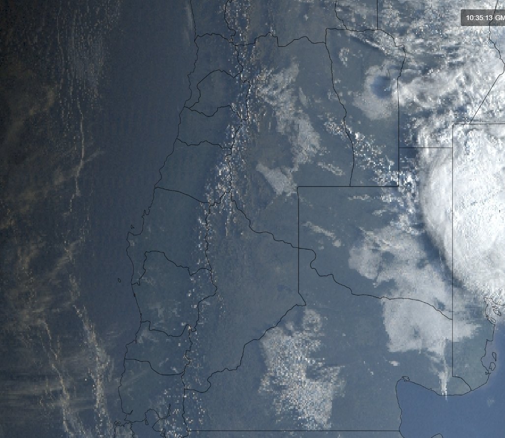 nimbusmeteorol's tweet image. Imágenes de color verdadero, desde el satélite GOES-19, mostrándonos Chile continental desde el cielo en estas primeras horas del miércoles 22 de octubre. 
Algunos sectores de la costa norte presentan abundante nubosidad.
La zona central y casi la totalidad del sur del país con…