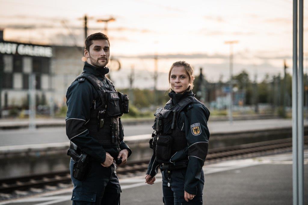 ℹ️⚽️Für das #Fussballspiel <a href="/Hannover96/">Hannover 96</a> vs. <a href="/EintrachtBSNews/">Eintracht BS</a> wurde für den 26.10. eine #Allgemeinverfügung erlassen. 👉Infos zum #Spieltag und zur Allgemeinverfügung in der Pressemitteilung unter: presseportal.de/blaulicht/pm/7… #Bundespolizei