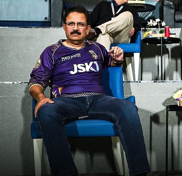 कट्टर KKR समर्थक 🦁🇮🇳 ™ (@kkrwerule) on Twitter photo Aura of this man will be all time high if he trade KL Rahul and Ishan Kishan both to KKR and release Venkatesh Iyer 🚬
Saaari Bakchodi Maaf Kardenge Tumhari <a href="/VenkyMysore/">Venky Mysore</a> Aura of this man will be all time high if he trade KL Rahul and Ishan Kishan both to KKR and release Venkatesh Iyer 🚬
Saaari Bakchodi Maaf Kardenge Tumhari <a href="/VenkyMysore/">Venky Mysore</a>