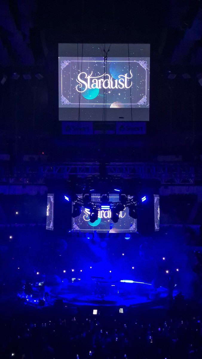 jjm1297's tweet photo. Stardust Day 1! ♡✨️

@cupofjoemusic 
#CupofJoeStardustTheConcert https://t.co/jqrKqy7keI