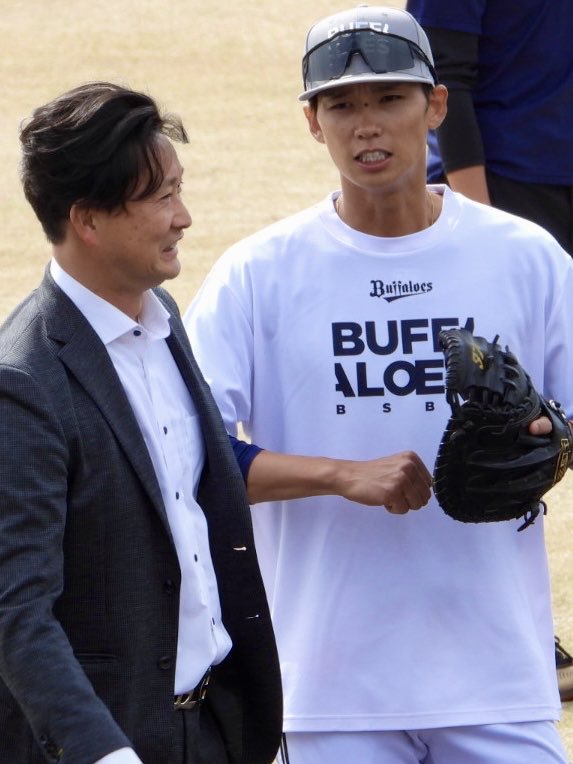 イシリョ 来シーズンもよろしく
#石川亮捕手背番号37帝京高
舞洲 秋季練習 初日 2025.10.21