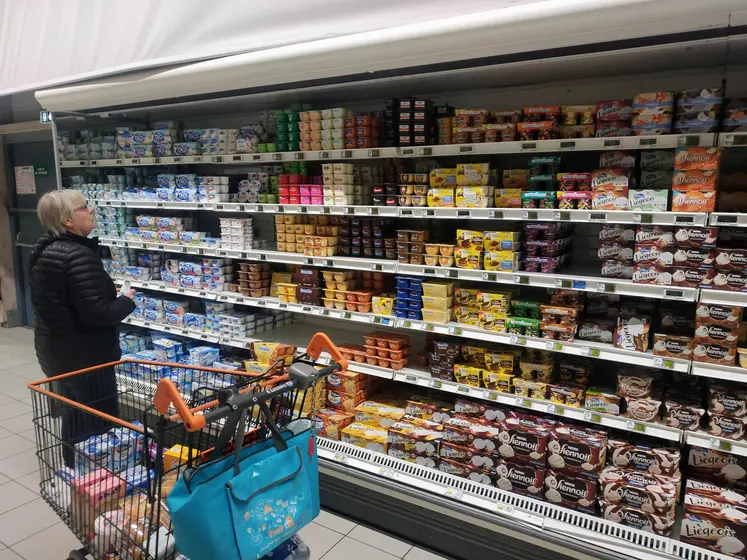 Prix du lait : la grande distribution contourne Egalim pour faire baisser les prix dlvr.it/TNpqbK