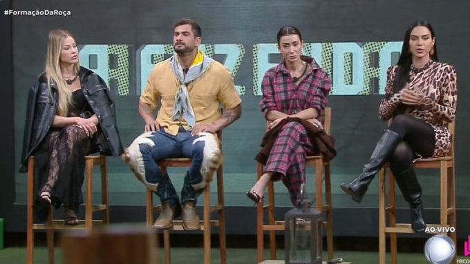 LunaBambam74's tweet image. #AFazenda17 : Nesta Formação da Roça, o ideal seria #Saory voltando fazendeira, e na Roça da Quinta, Michelle sendo eliminada, na seguinte cronologia, volta primeiro a Tamires e no fim o Nizan, Close no Shia! Record batendo recordes de audiência.
