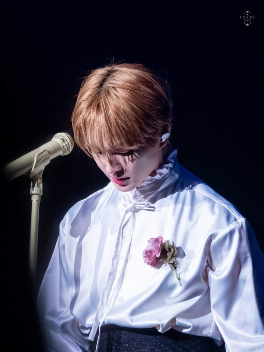 trysting_time's tweet image. 🗓️𝟸𝟶𝟸𝟻𝟷𝟶𝟷𝟾
📍[𝙾𝙽𝙴𝚆 𝚃𝙷𝙴 𝙻𝙸𝚅𝙴 : 𝙿𝙴𝚁𝙲𝙴𝙽𝚃 (%)] 𝙸𝙽 𝙺𝙰𝙾𝙷𝚂𝙸𝚄𝙽𝙶

#샤이니 #SHINee
#ONEW #온유 #이진기
#ONEWTHELIVE
#온유더라이브퍼센트