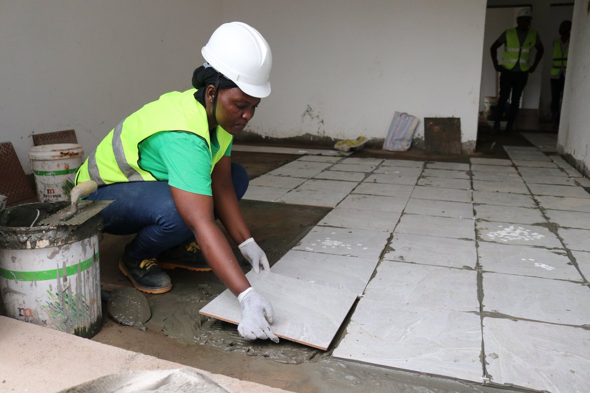 _buildher tweet media