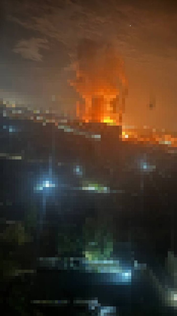 P_Kallioniemi's tweet image. Kyiv last night since certain world leaders gave Russia full impunity
