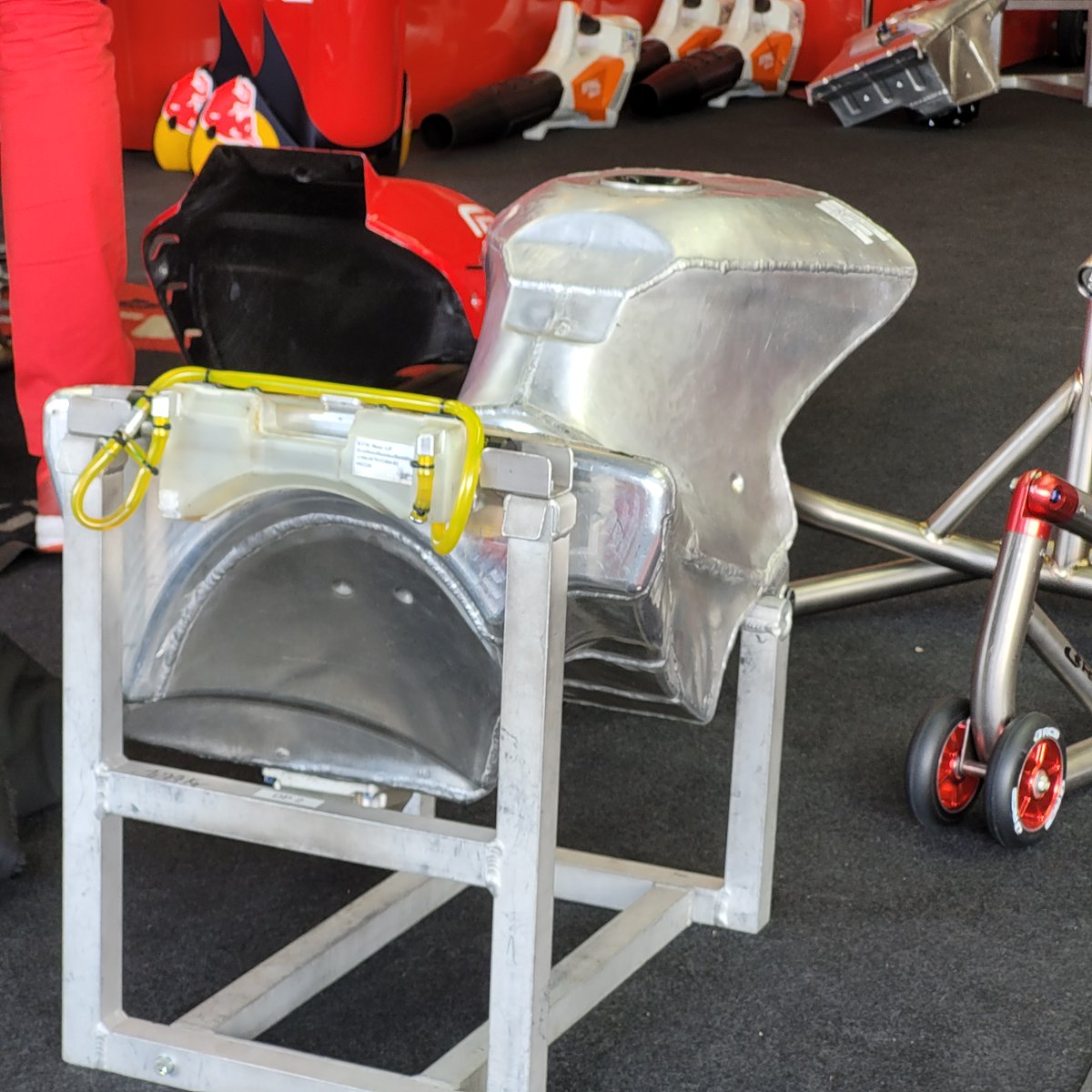 Peter Bom tweet media