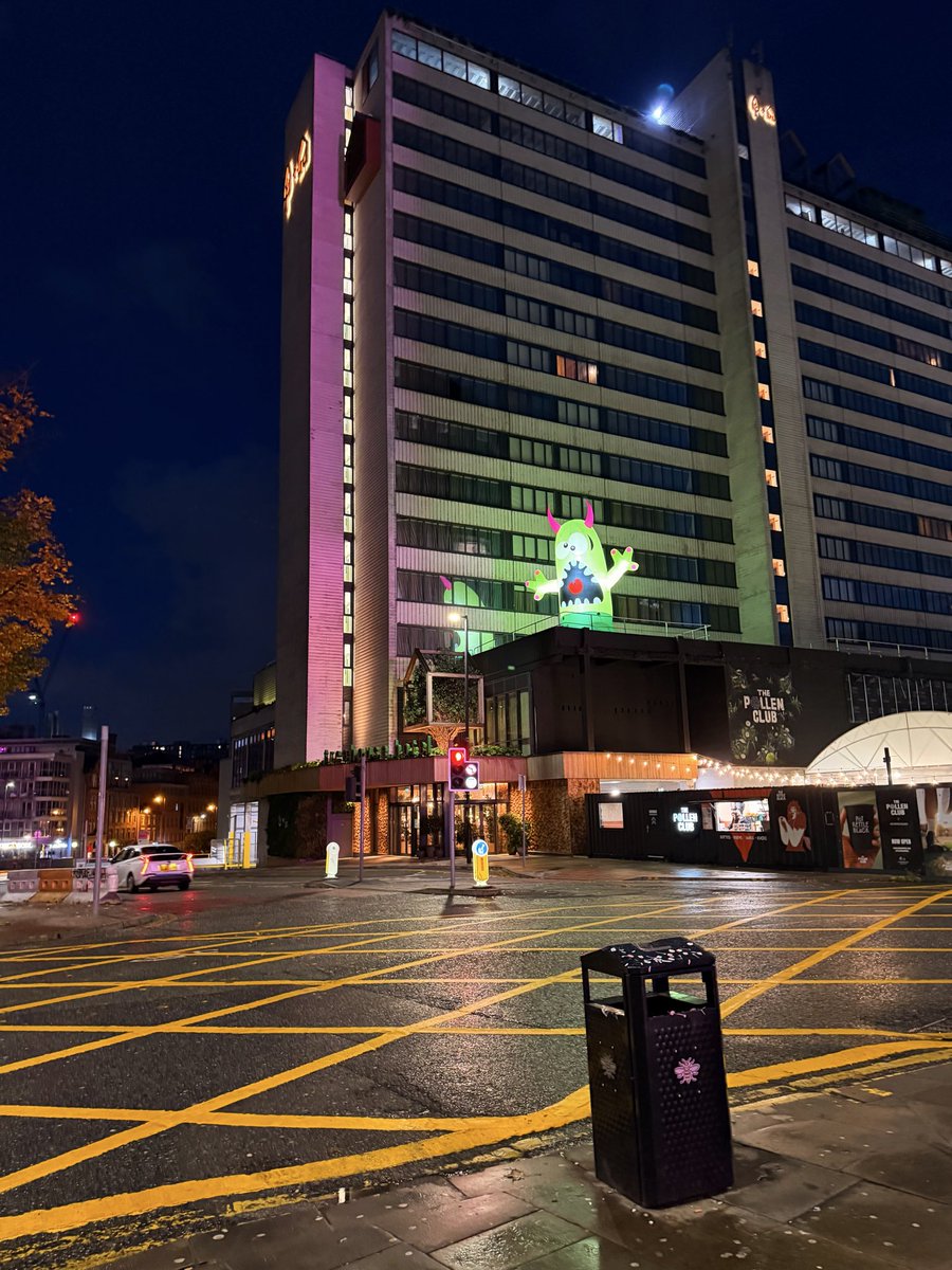 Dan "The Middleman" Franklin tweet media