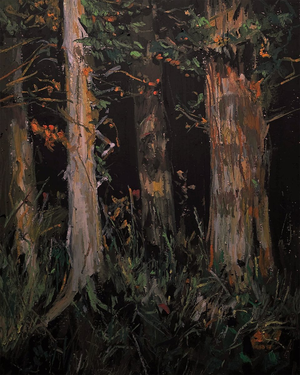 first time trying oil pastel, feels like playing with crayons but more messy
I didn't eat any of them tho