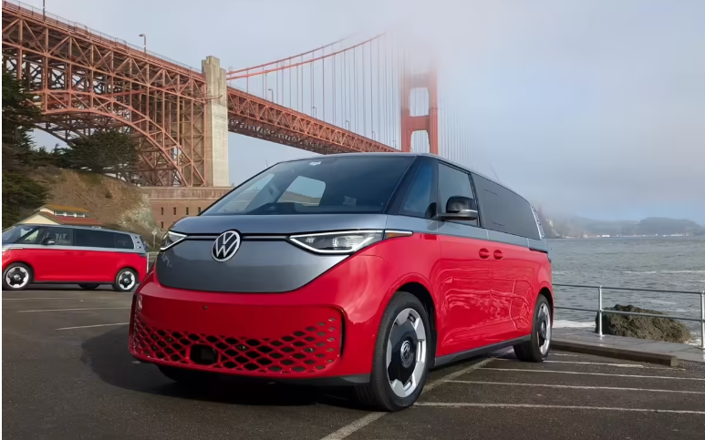 AutoLab_1's tweet image. Electric nostalgic cars receive a cold reception in the market; Volkswagen ID. Buzz will suspend production.
@VW