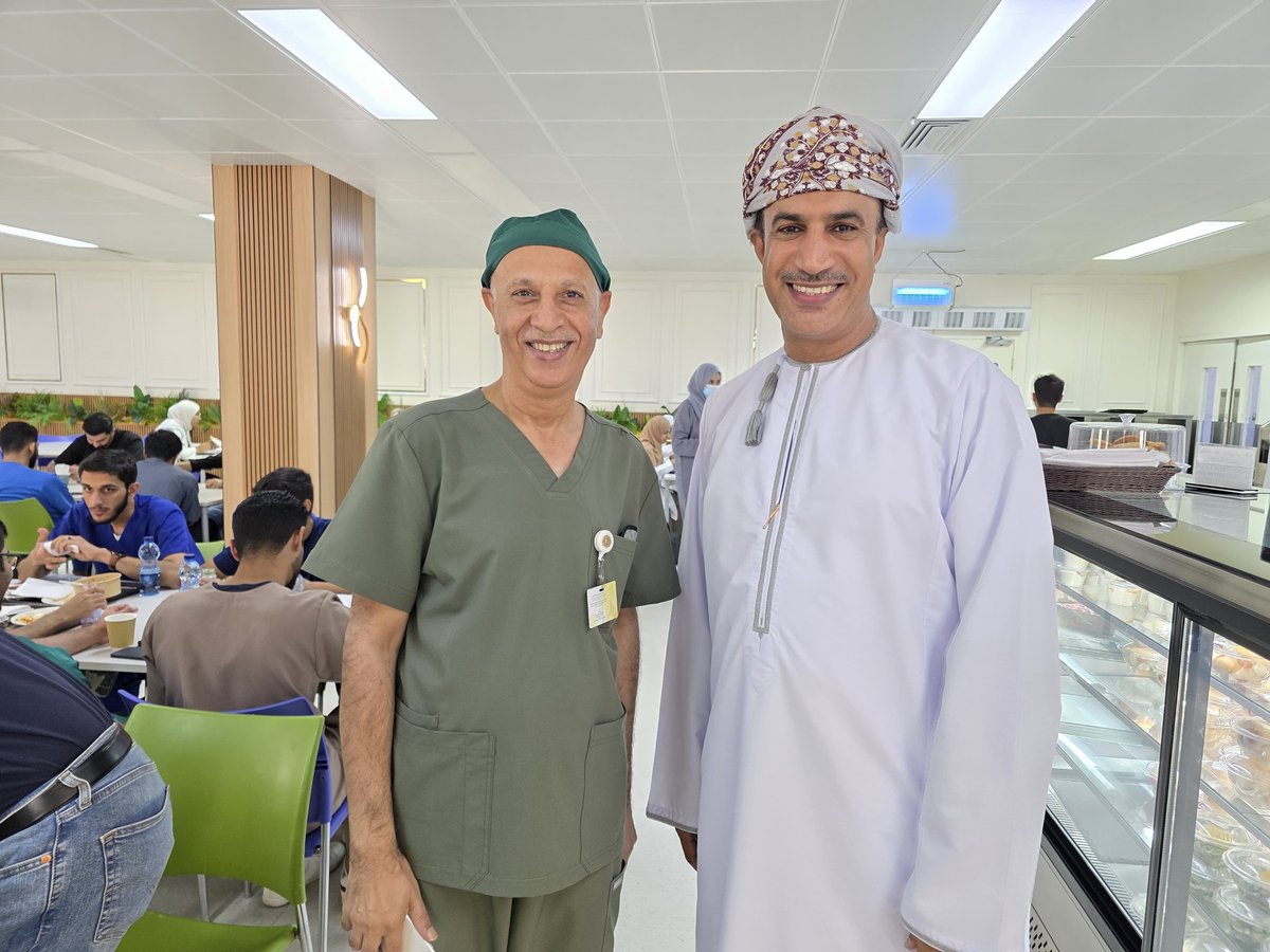 بمثلكم تفخر عمان..
أخي العزيز الدكتور عادل الزدجالي إستشاري أول جراحة عامة وجراحة الكبد والقنوات الصفراوية وزراعة الكبد. أنتم مثال للعطاء والتفاني، وحروف الشكر لا توفيكم حقكم..