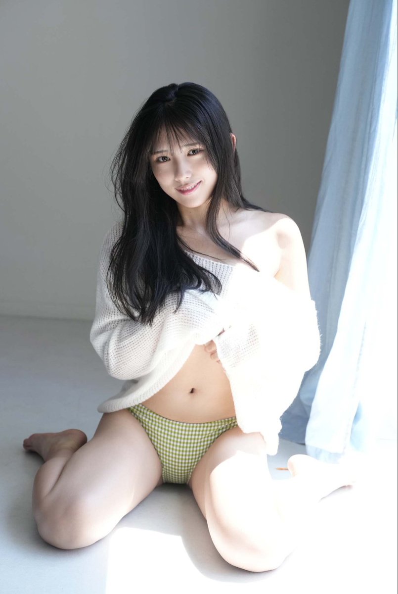 GravurNews's tweet photo. 18歳なのにお姉さん感がすごい‼️
「日比谷萌甘」ちゃんです✨
#日比谷萌甘 https://t.co/zRC9HMyN15