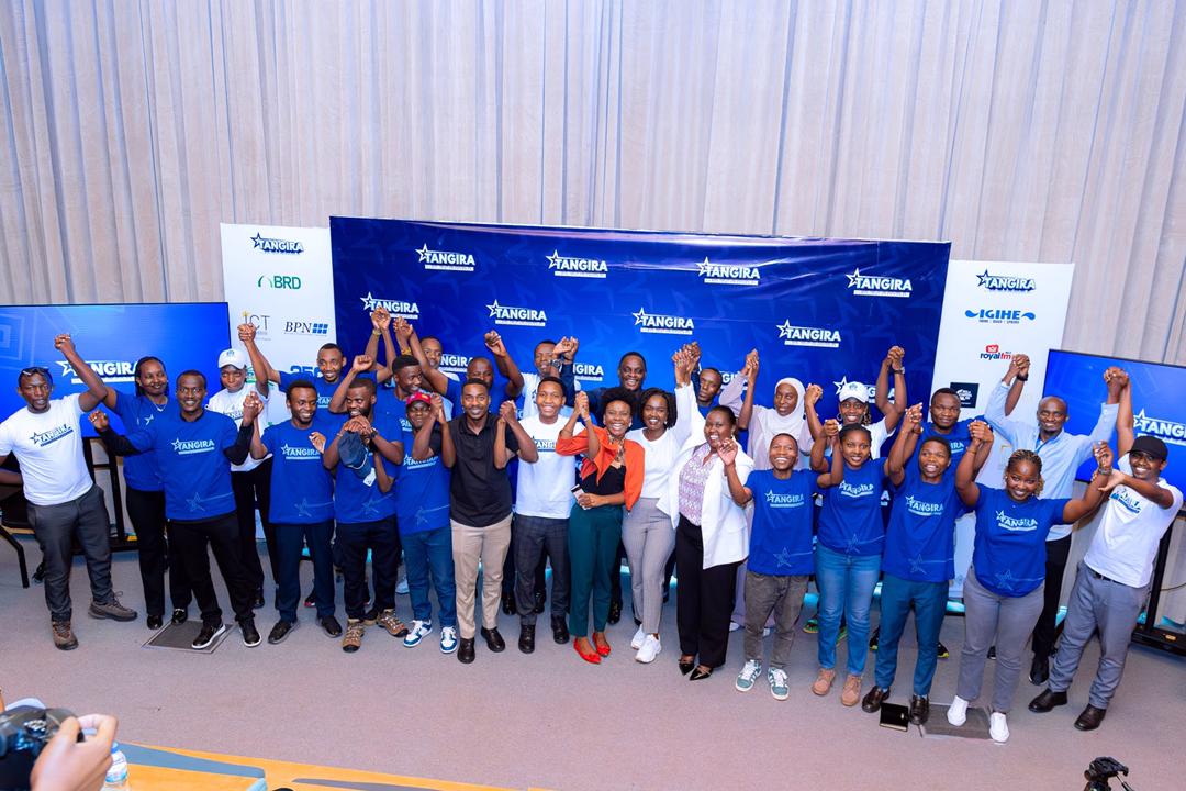 Eco_Crop's tweet image. ECO-CROP Ltd!
During the Tangira Startup TV Contest press conference, we engaged with the CEOs of Century Real Estate &amp;amp; 250 Startups, celebrating our spot among the Top 12 impactful companies out of 50.@Tangirastartup @diharagirimana @BPNRwanda
#COMGROW