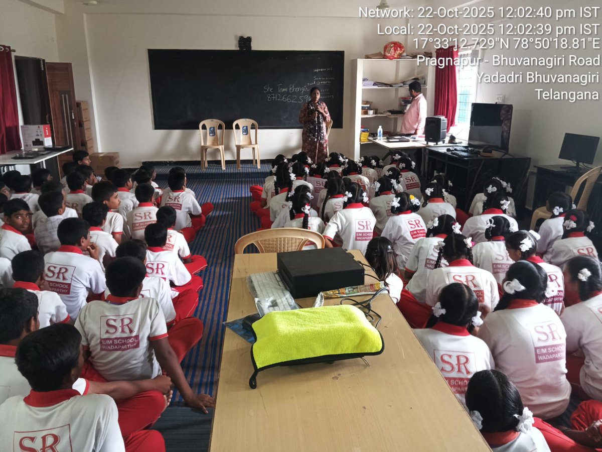 MalkajgiriCop's tweet image. 🌟 She Teams Rachakonda – Spreading Awareness, Sparking Change! 👮‍♀️

🔐 Cyber Crimes &amp;amp; Loan App Frauds – Be alert, think smart, don’t fall for traps.
🧒 Child Safety – Empowering children to understand #GoodTouch and #BadTouch.
⚖️ Gender Sensitization &amp;amp; Human Trafficking –