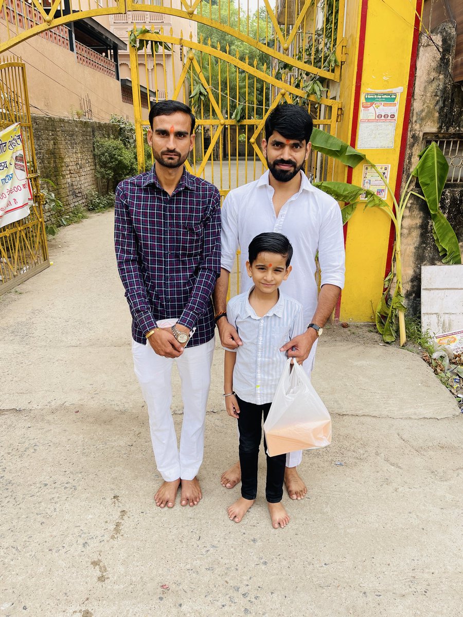 Sabalsingh1999's tweet image. आज पीताम्बरा पीठ दतिया में माँ पीताम्बरा माई के दर्शन करने का सौभाग्य प्राप्त हुआ 

#pitambrapeethdatia Follower #highlight