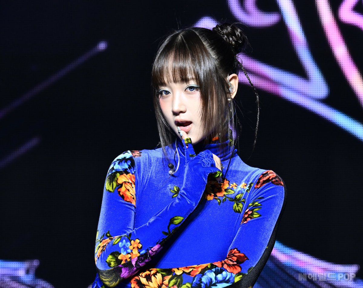 vvup_updates's tweet image. 251022 KIM — ‘House Party’ Showcase!

House Party with VVUP
#VVUP #HouseParty #VVUPComeback #VVUPHouseParty_OutNow @vvup_official