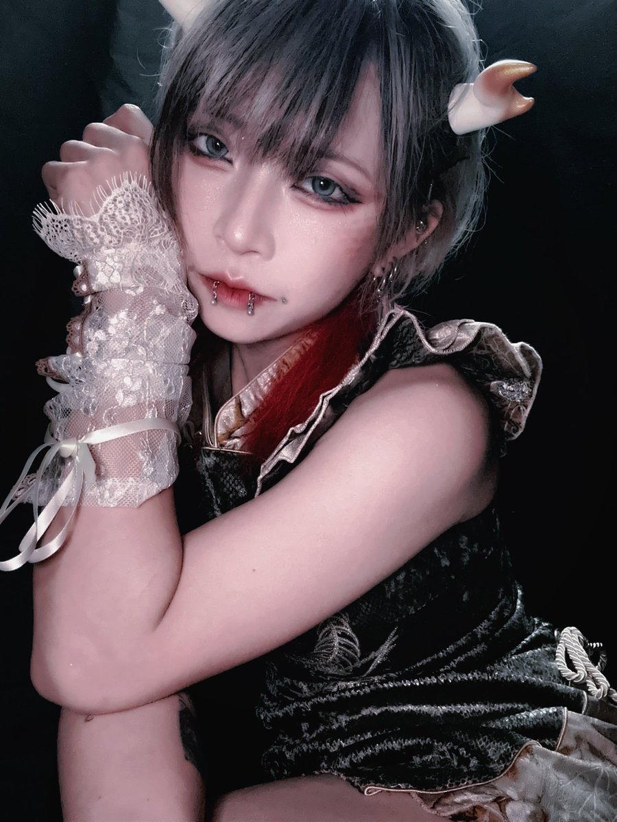 ドラゴンと催眠系お化け❤️‍🔥🤍　
🐉💤