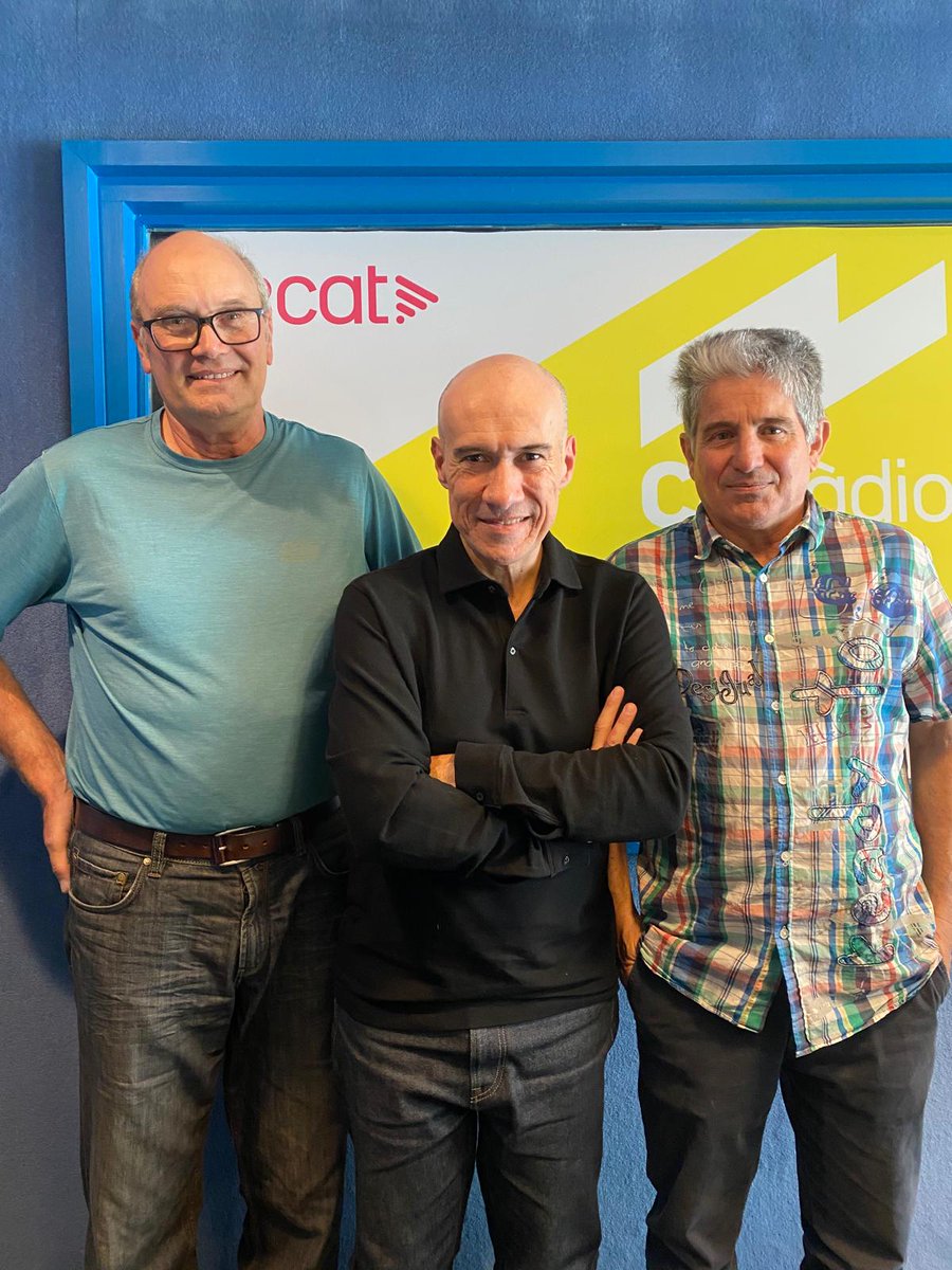 LOficiDeViure's tweet photo. Els valors de la muntanya. Què ens aporta submergir-nos-hi? Ens ho expliquen el geògraf @ArbresJGordi i el guia @ritchiefmtw  . Amb el comentari de l'antropòleg Josep Maria Fericgla . Amb @gaspahernandez , diumenge 30 de novembre al web de @CatalunyaRadio https://t.co/HKiN8hRvJK