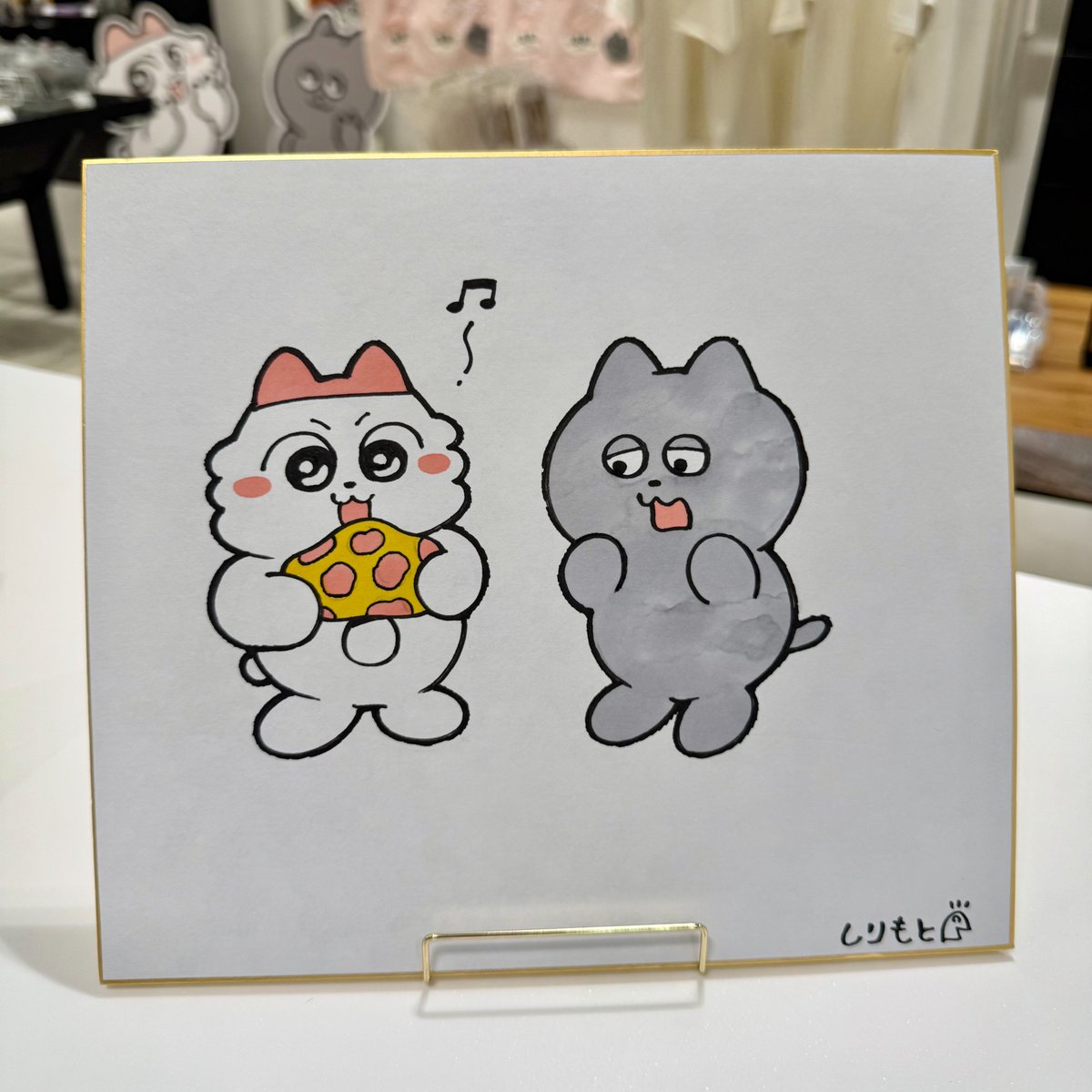 unextgoodsshop's tweet image. ⌓⌓⌓⌓⌓⌓⌓⌓⌓⌓⌓⌓
 ンめねこ　ポップアップショップ by U-NEXT
 作者のしりもと先生（@SHIRIMOTO）よりサインが届きました👀✨
⌓⌓⌓⌓⌓⌓⌓⌓⌓⌓⌓⌓

ンめねこの作者であるしりもと先生より直筆サイン入り色紙を書いていただきました！…