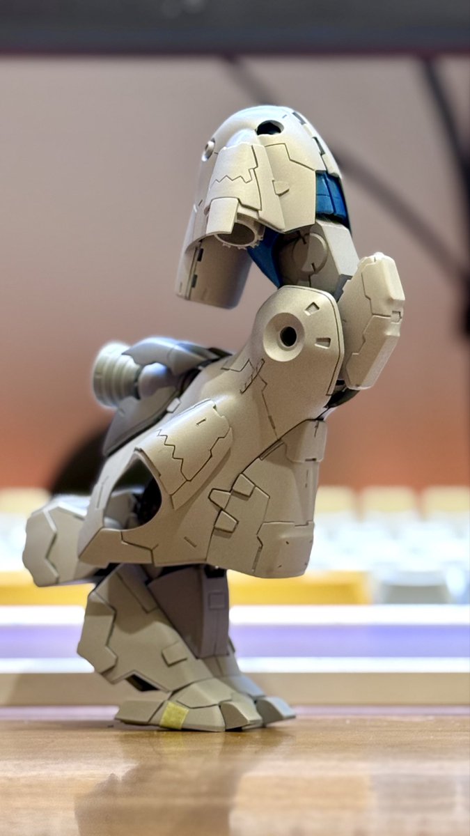 うちのMGケンプファー
つま先立ちできます

めちゃくちゃスローペースだけどちゃんとガンプラ楽しんでます👍