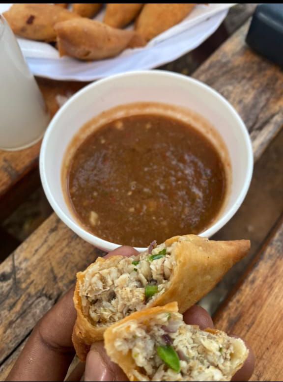 tilapiapointki1's tweet image. Munchies Snack coming your way,a product from Tilapia fish from Tilapia point kilifi, Under The Mango Tree it has always been our duty to be creative in the kitchen.
We noe offer fish samosa's with our own made coastal sauces,let you have a taste.
#ladhampyamjini.