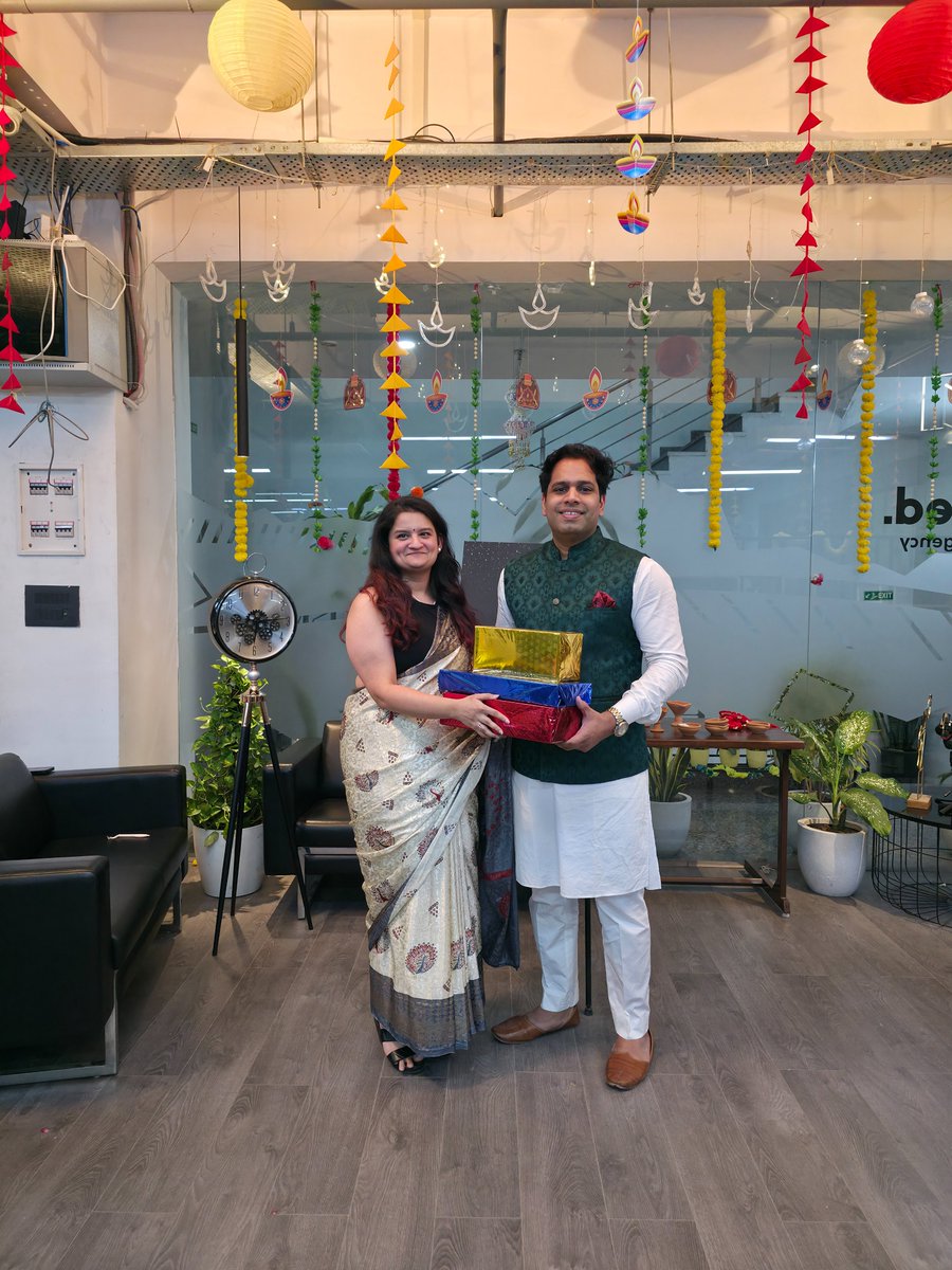 mht_shr's tweet photo. Post 02/05

#Diwali Vibes at @blacklistedag https://t.co/bl01hTf0ad