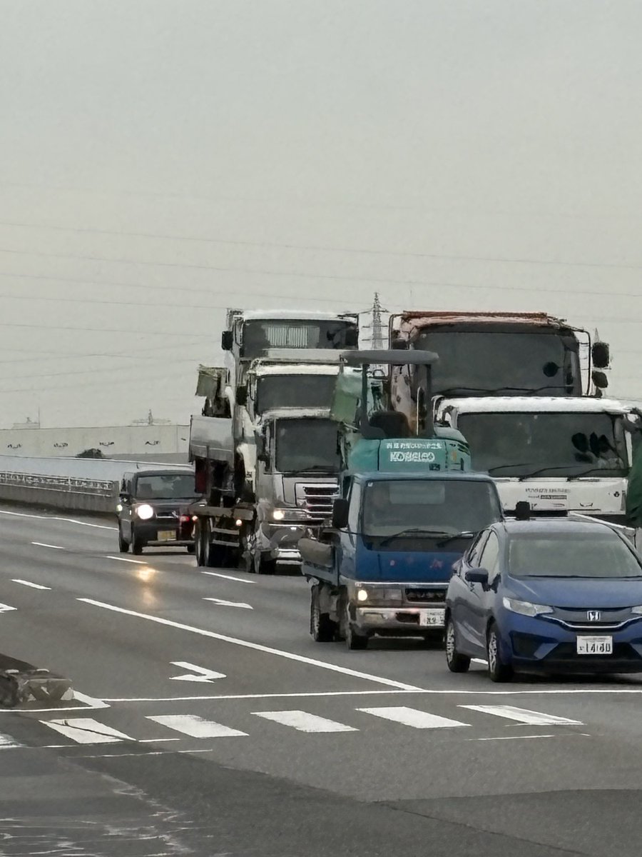 なおや tweet media